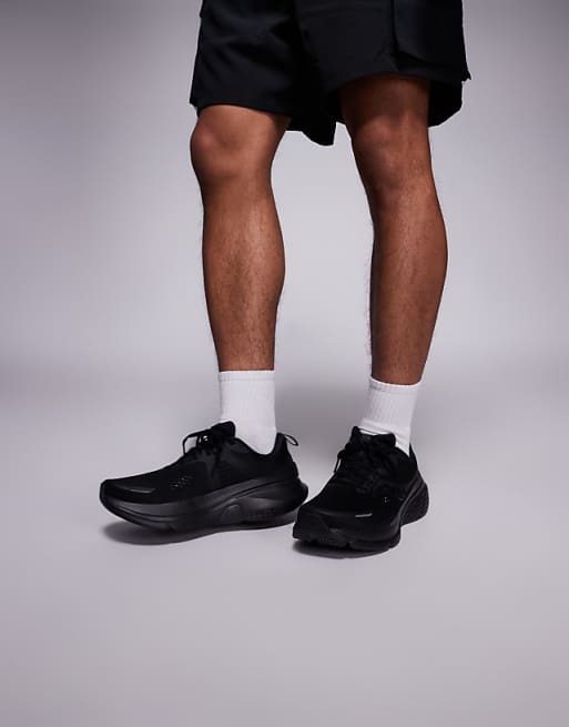 Saucony Guide 18 running trainers in triple black