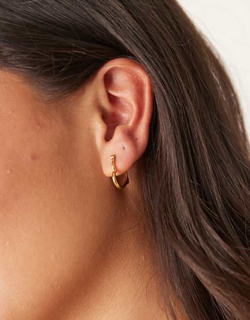 Seol + Gold 18ct gold vermeil heart hoop earrings in gold