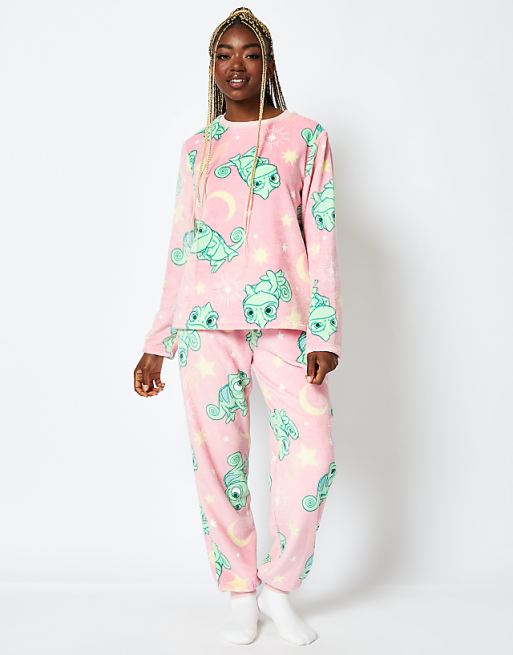 Skinnydip London Disney Pascal Fleece Pyjama Set In Pink