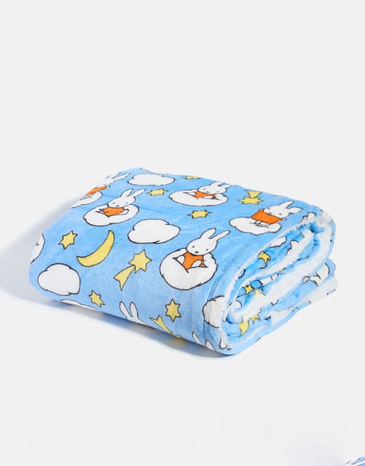Skinnydip Skinnydip london miffy cloud blanket in blue
