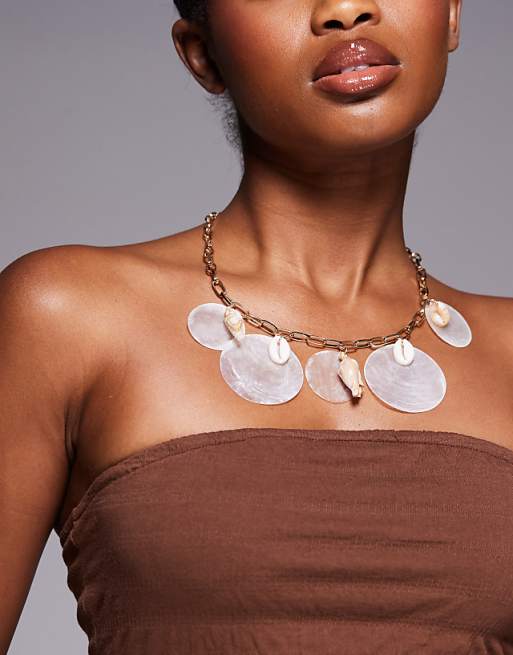 South Beach shell charm necklace in gold
