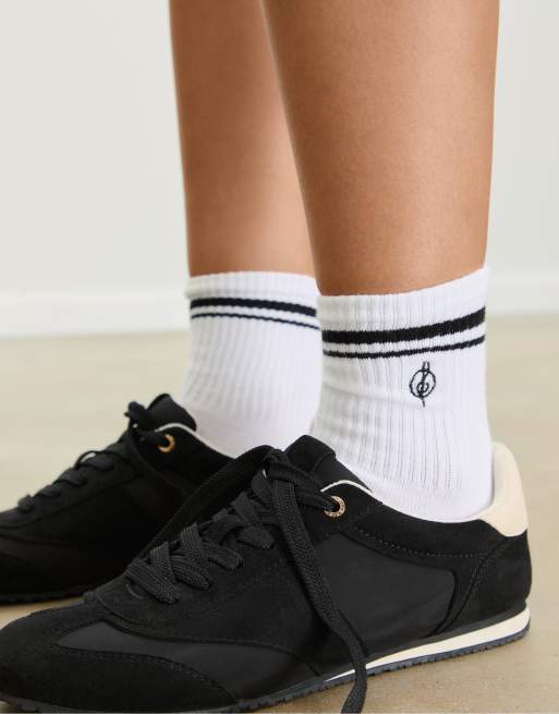 Stradivarius 2-pack Of Striped And Embroidered Socks In Black