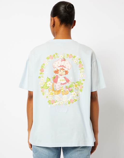 Strawberry shortcake x skinnydip flower t-shirt in light blue