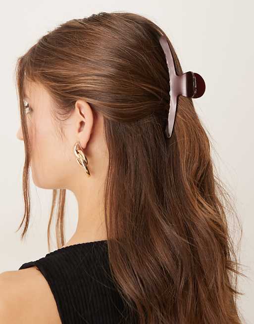 Sui Ava Ember big hair claw in burgundy