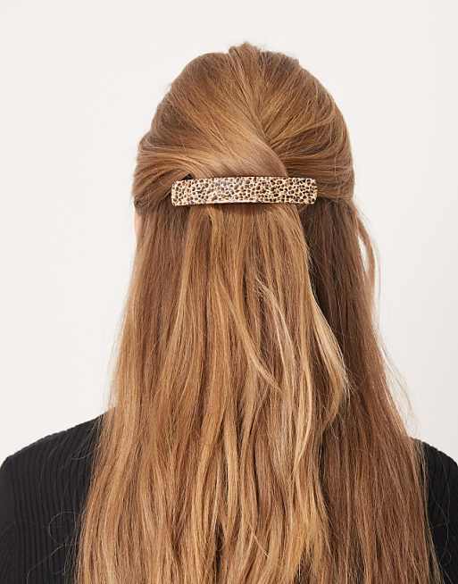 Sui Ava matcha addict barreret hair clip in brown