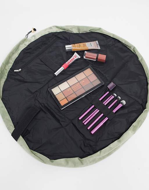 The Flat Lay Co. Drawstring Makeup Bag - Sage Green Velvet