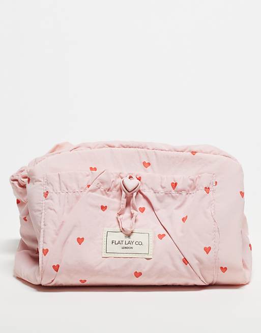 The Flat Lay Co. Drawstring Makeup Bag- Sweet Pink Hearts