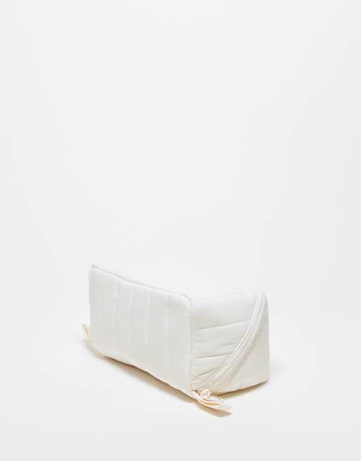The Flat Lay Co. Marshmallow Open Flat Box Bag In Vanilla