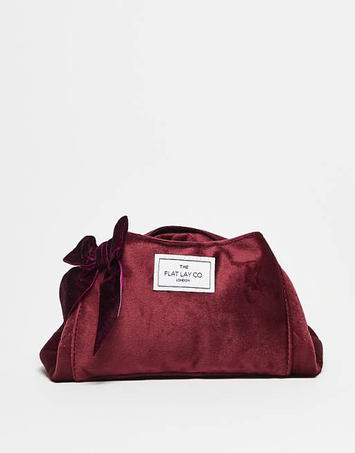 The Flat Lay Co. x ASOS Exclusive Drawstring Makeup Bag - Burgundy Velvet Bow