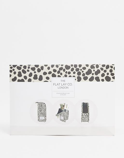 The Flat Lay Co. X ASOS Exclusive Standing Brush Case - Cheetah Spots