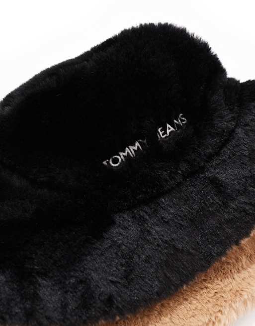 Tommy Jeans Fur Bucket Hat In Black