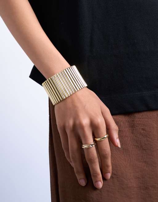 Topshop Bobbi Bangle In Gold