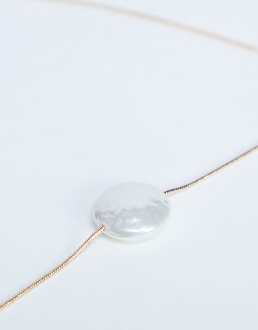 Topshop Farley Dainty Choker Necklace With Pearl Pendant In Gold