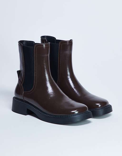 Topshop Lottie Chelsea Ankle Boot In Chocolate