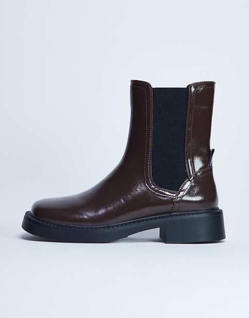 Topshop Lottie chelsea ankle boot in chocolate
