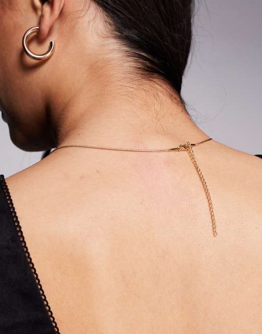 True Decadence Pearl Pendant Necklace In Gold