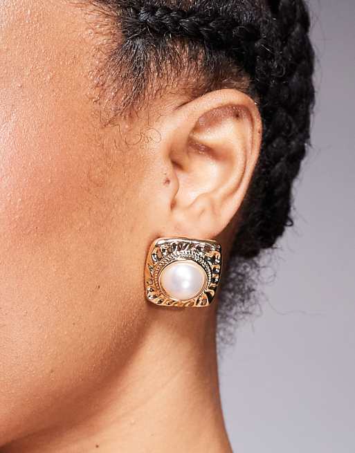 True Decadence square vintage style pearl stud earrings in gold