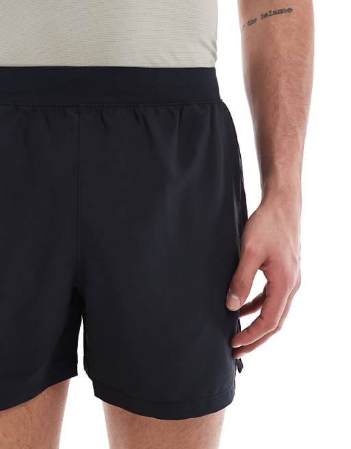 Under Armour Launch 5 Inch Shorts In Black