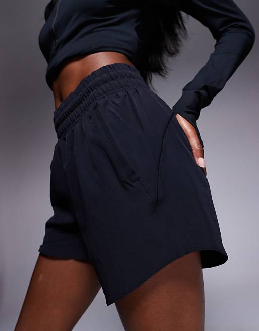 Under Armour Vanish 5 Inch Shorts In Black