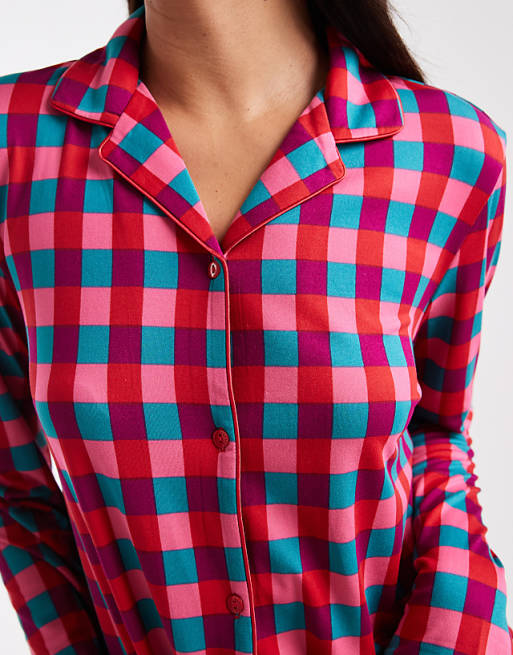 Urban Threads Christmas Long Sleeve Revere And Trouser Pyjama Set In Red Check Print