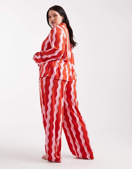 Urban Threads Curve Christmas Long Sleeve Revere And Trouser Pyjama Set In Wavy Red Stripe
