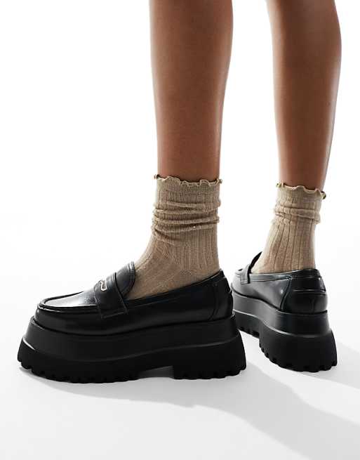 Vero Moda Ribbed Frill Socks In Beige
